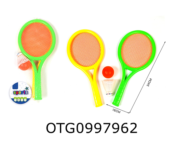 TENNIS RACKET