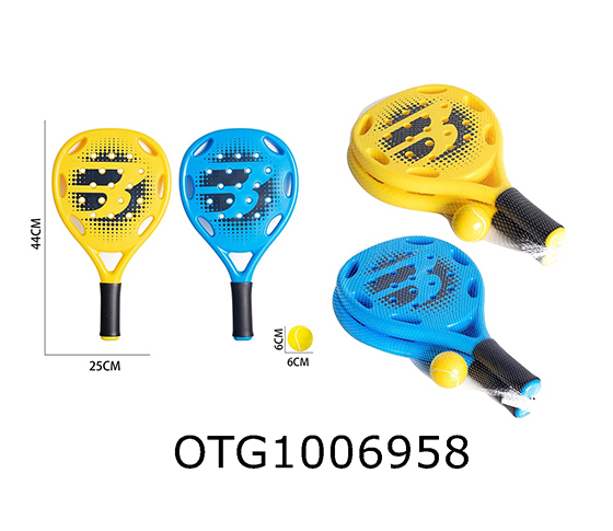 TENNIS RACKET