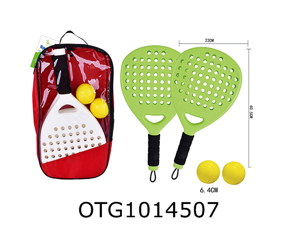 TENNIS RACKET